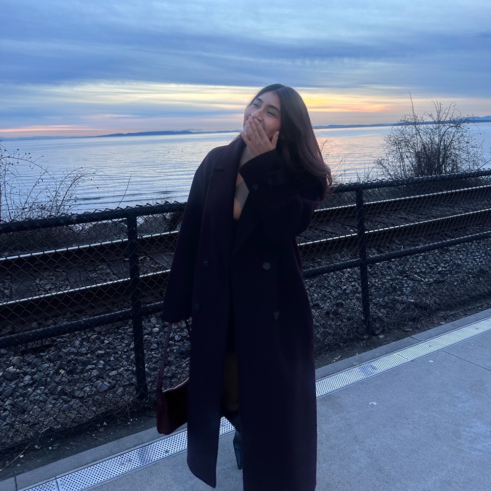 Meet your Posher, Yesenia